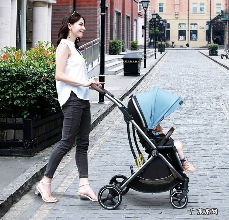 婴儿推车八个轮子和四个轮子 婴儿小车四轮手推车