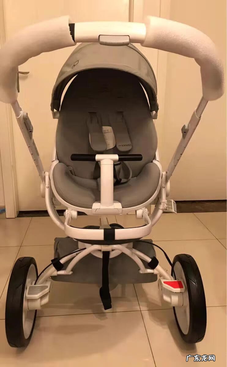 婴儿推车八个轮子和四个轮子 婴儿小车四轮手推车