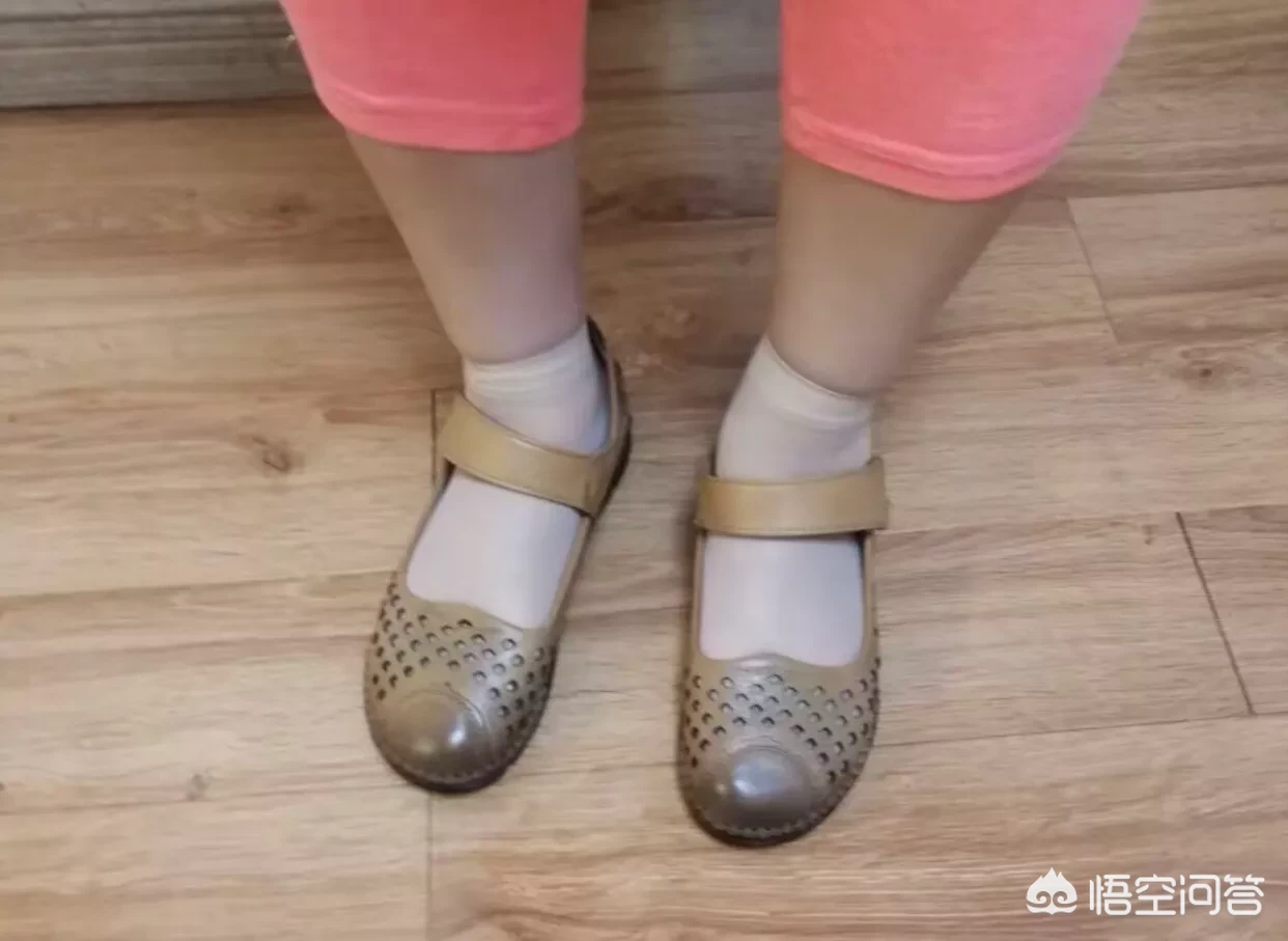 哪些鞋子不太适合40多岁的女人穿?