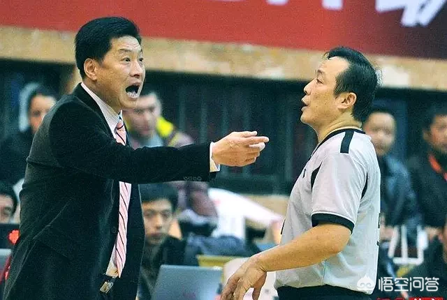 CBA的罚单总是及时送出，为何有争议判罚的裁判报告却迟迟不见踪影？