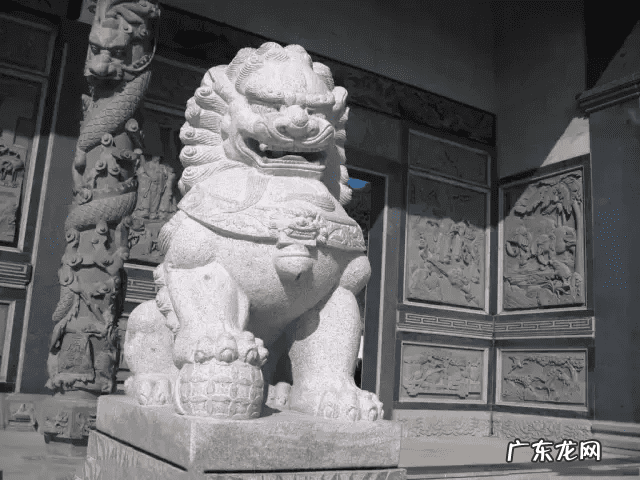 马鞍形风水的优点 马鞍石狮子风水