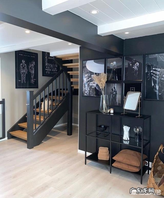 住纯黑色的房子是种什么体验?