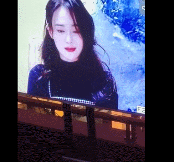 剧情有点狗血什么意思 太狗血了什么意思