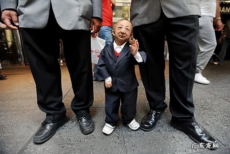 世界上腿最长的人是谁 世界上寿命最短的人类