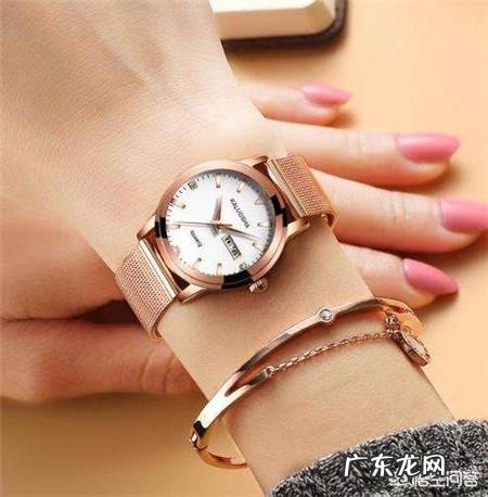 今年冬季有什么流行配饰?