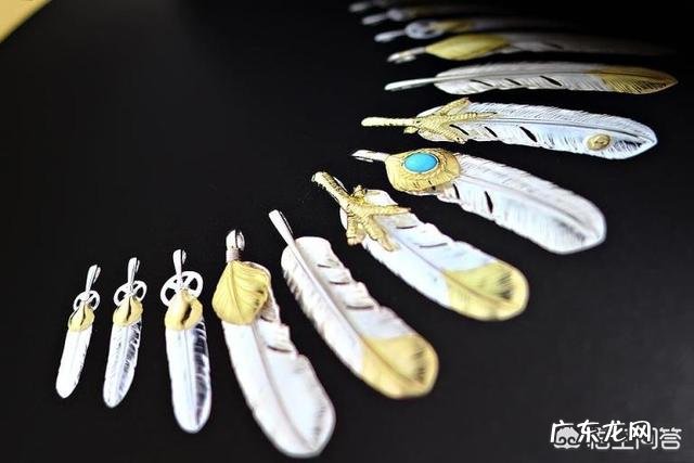 今年冬季有什么流行配饰?