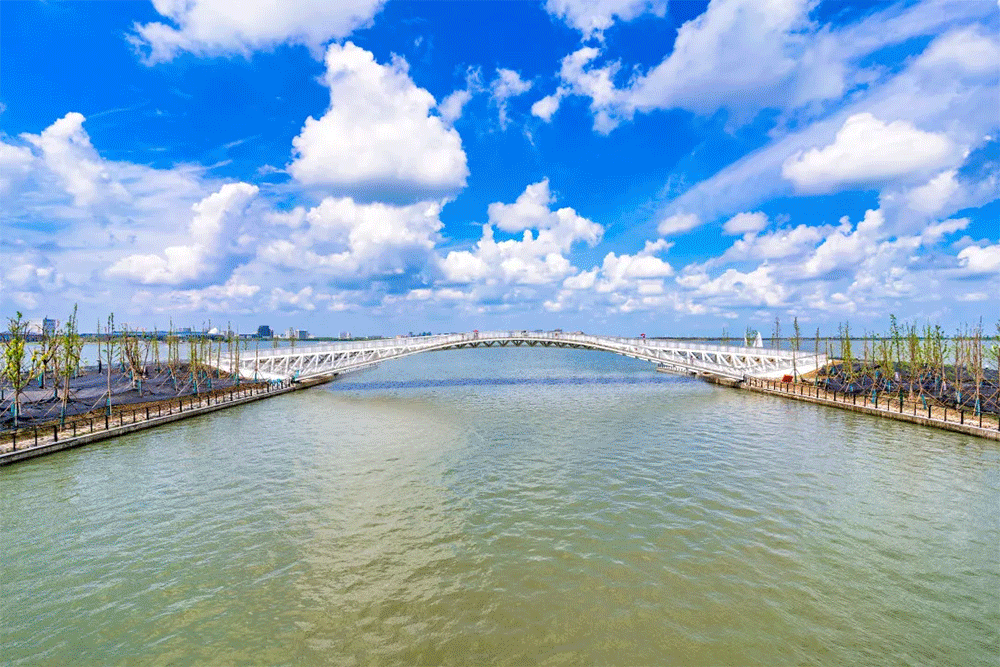 上海滴水湖好玩吗 滴水湖哪里好玩