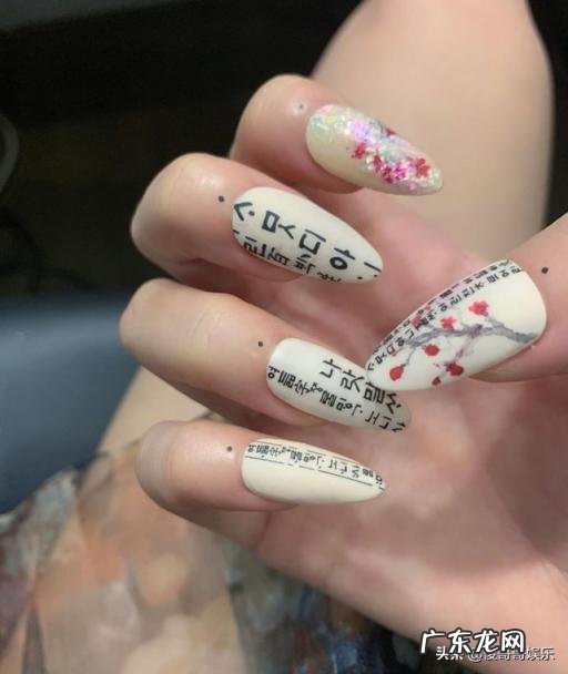 朴彩英为什么越来越奇怪了哭 为什么这么多人喜欢朴彩英