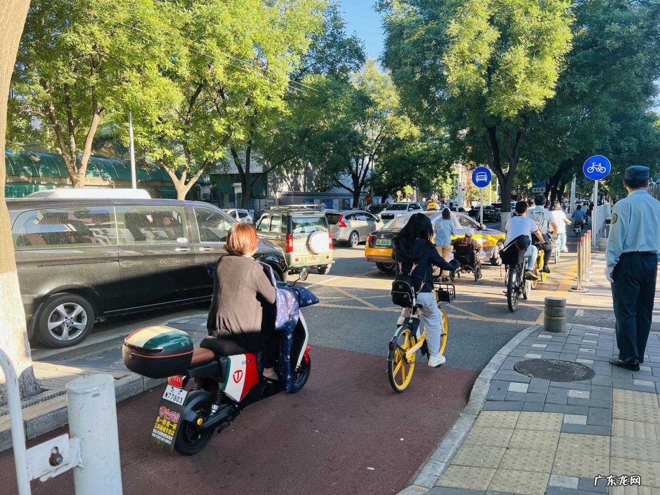 滑板刷街是什么意思 逛街有什么意思