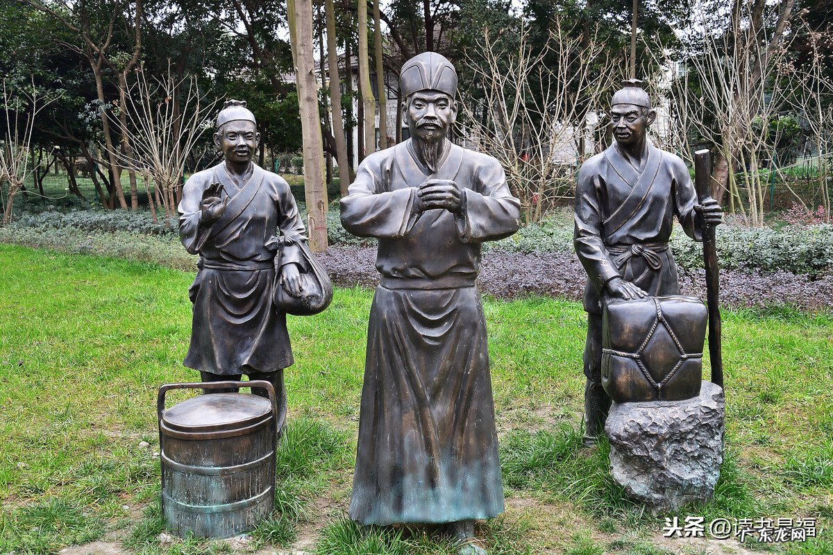 在文学方面苏轼是几千年来第一存在吗?