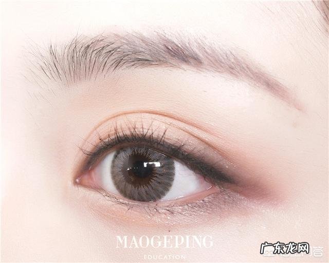 如何打造一个混血妆容?