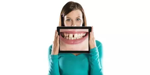 婴儿牙齿不整齐是怎么回事 牙不整齐的原因