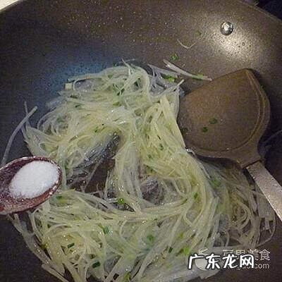 青椒土豆丝的配料和做法 青椒土豆丝的做法