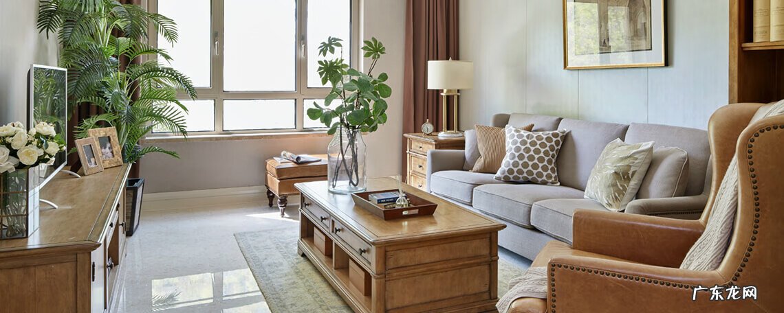 沙发对着卧室门化解图 沙发正对大门口怎么调风水