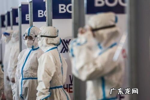 俄罗斯真实感染人数 俄罗斯1人传染1500人超级传播者视频