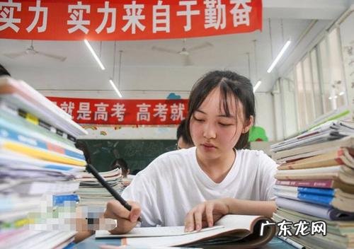 艺考表演裸考 技能高考体检要裸检吗