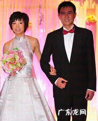 张怡宁为啥嫁50岁老头 张怡宁为何嫁48岁老头知乎