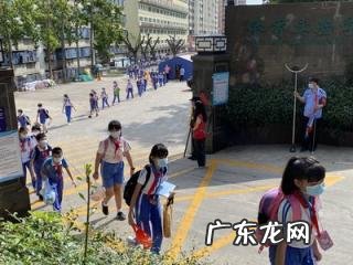 多地建议师生开学前14天不离开本地 多地要求师生开学前14天居家隔离