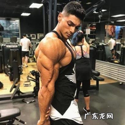 绳索下压练哪里，绳索下压详解