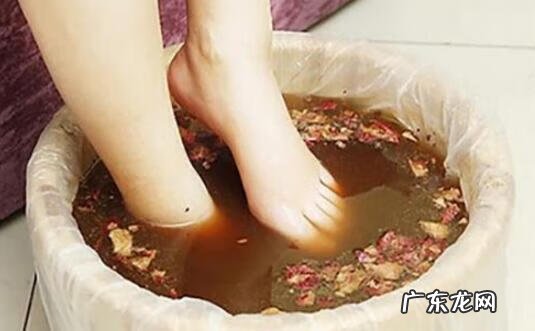 花椒水泡脚有啥好处 花椒水泡脚的方法