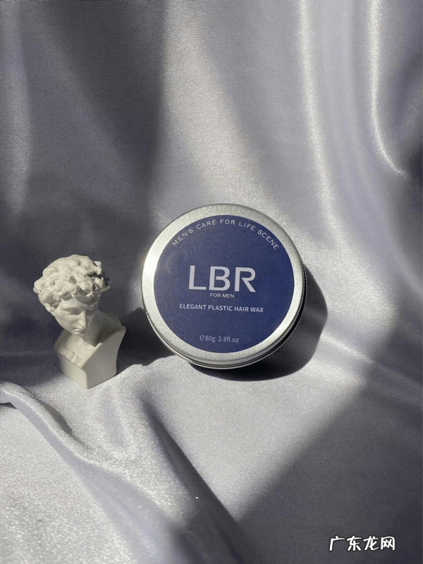 侧背发型用发蜡还是发泥 发蜡发泥发胶