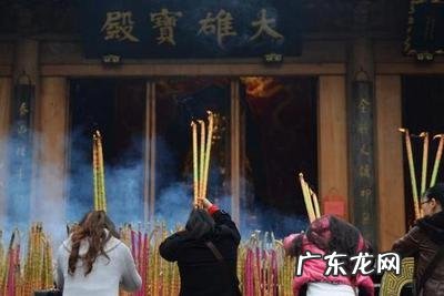 七月十五能去庙里上香吗 七月初七能去寺庙上香吗?