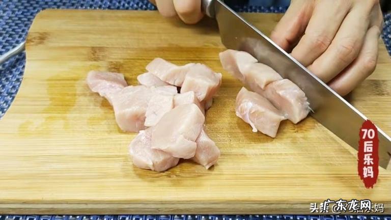 独脚金和什么搭配煲汤给小孩喝多少时间呢? 孩子营养汤