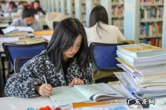 研究生放弃入学资格有什么后果没,32名研究生放弃入学怎么回事