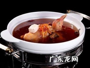 鸽子炖虫草禁忌人群 虫草炖鸽子的功效和作用及禁忌