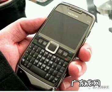 诺基亚n93i当年上市价格 诺基亚经典款式