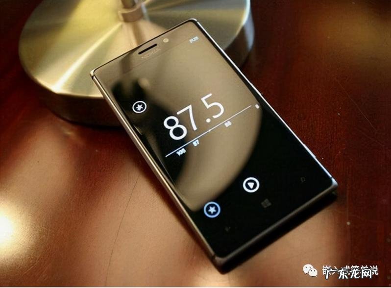 诺基亚n93i当年上市价格 诺基亚经典款式