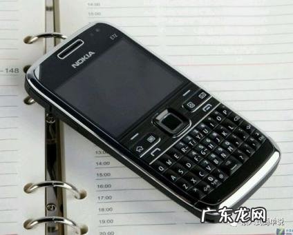 诺基亚n93i当年上市价格 诺基亚经典款式