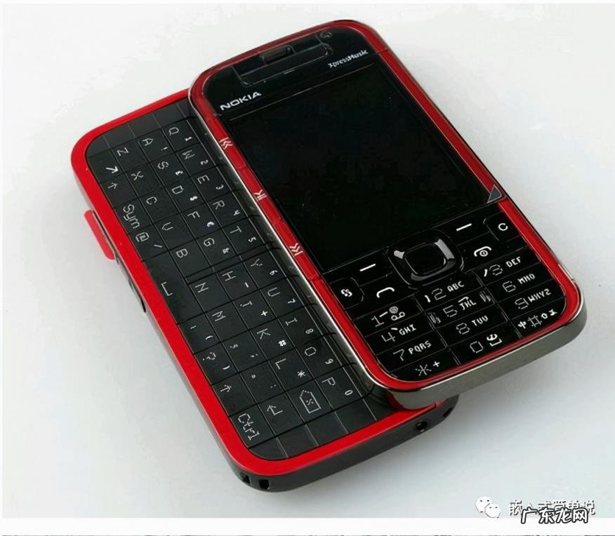 诺基亚n93i当年上市价格 诺基亚经典款式