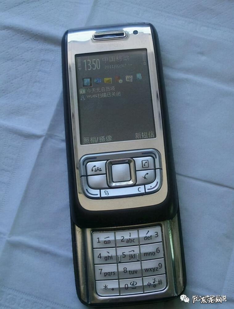 诺基亚n93i当年上市价格 诺基亚经典款式