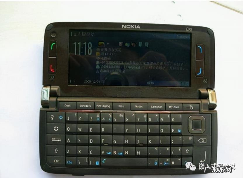 诺基亚n93i当年上市价格 诺基亚经典款式