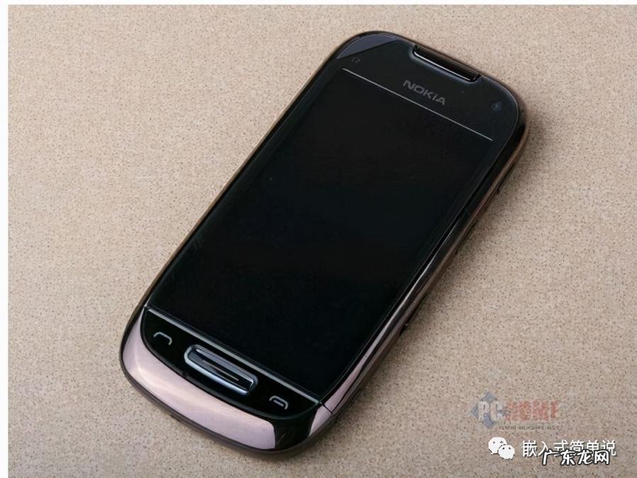 诺基亚n93i当年上市价格 诺基亚经典款式
