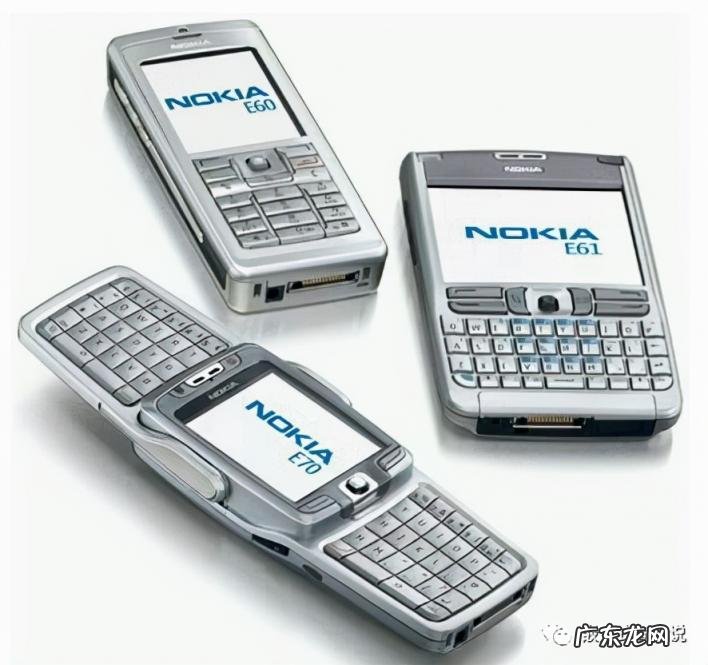 诺基亚n93i当年上市价格 诺基亚经典款式