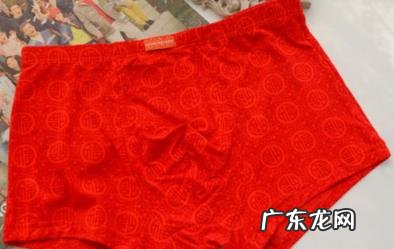 本命年穿红色要穿多久?正月能脱吗?属牛 本命年穿红色要穿多久 由谁来买合适