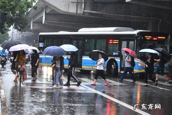 北京入汛最强降雨 新闻 北京入汛最强降雨究竟有多大怎样用手机看凤凰卫视