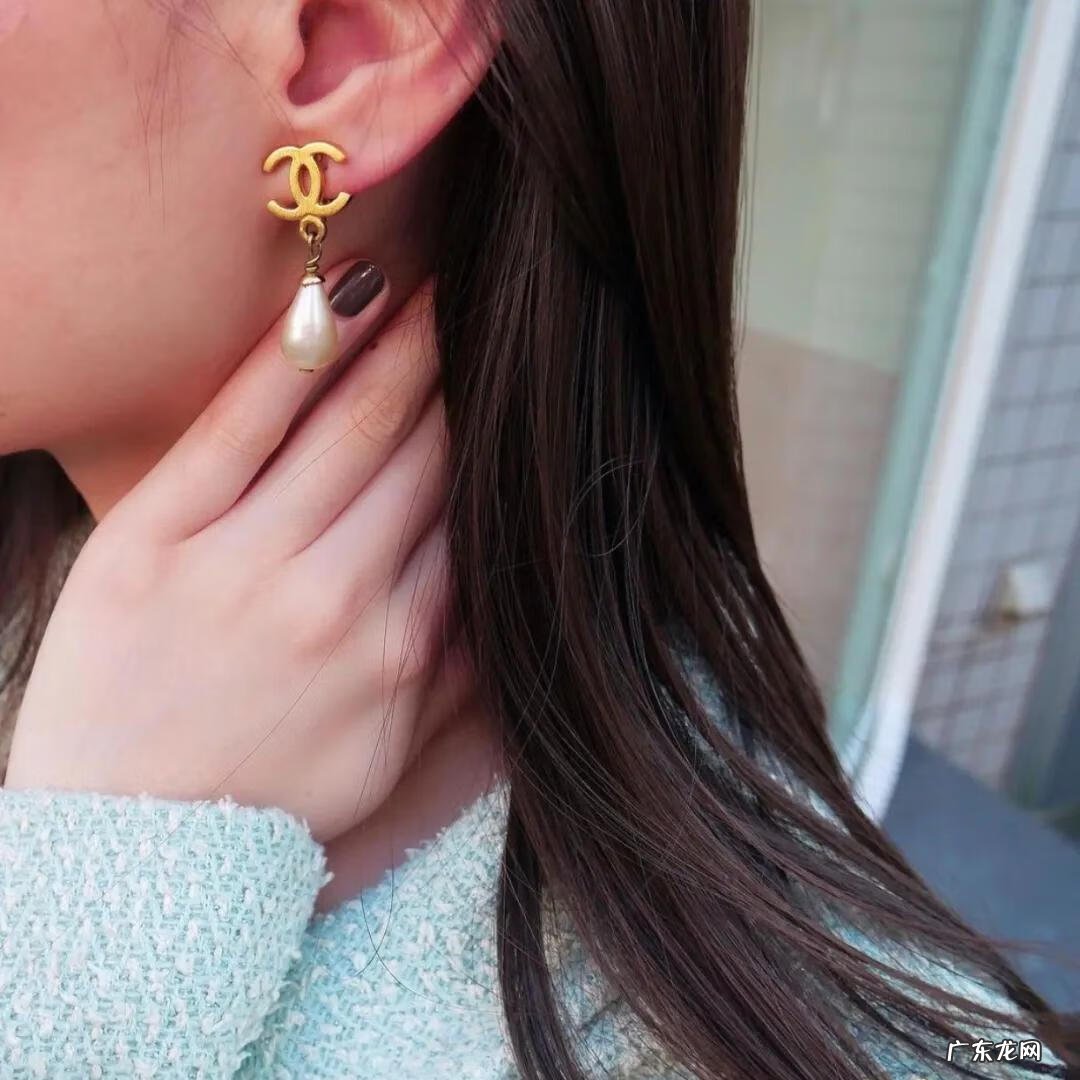 最新款香奈儿女包 香奈儿女包的价格