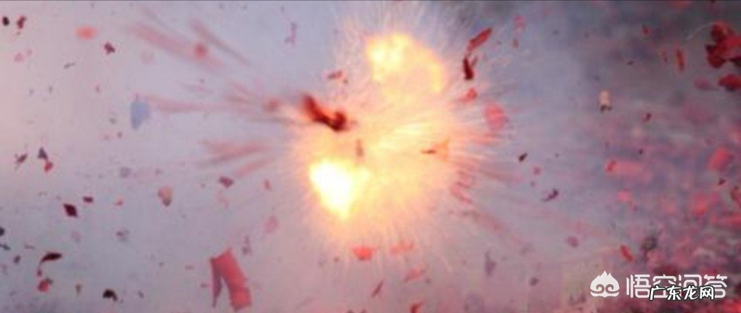 你记忆中过年最开心的一件事是什么时候，在回忆一下当下与当时的快乐是多了还是少了？