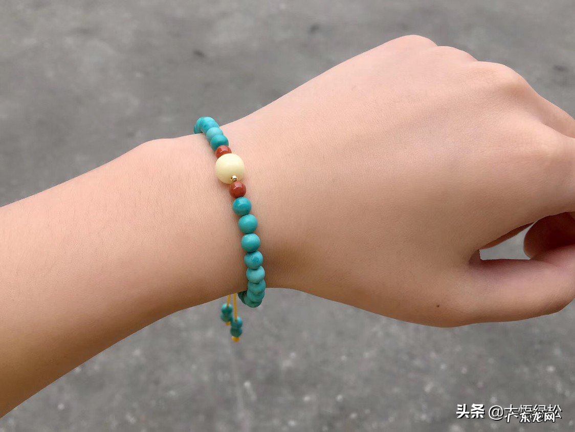 女性带什么手串好？