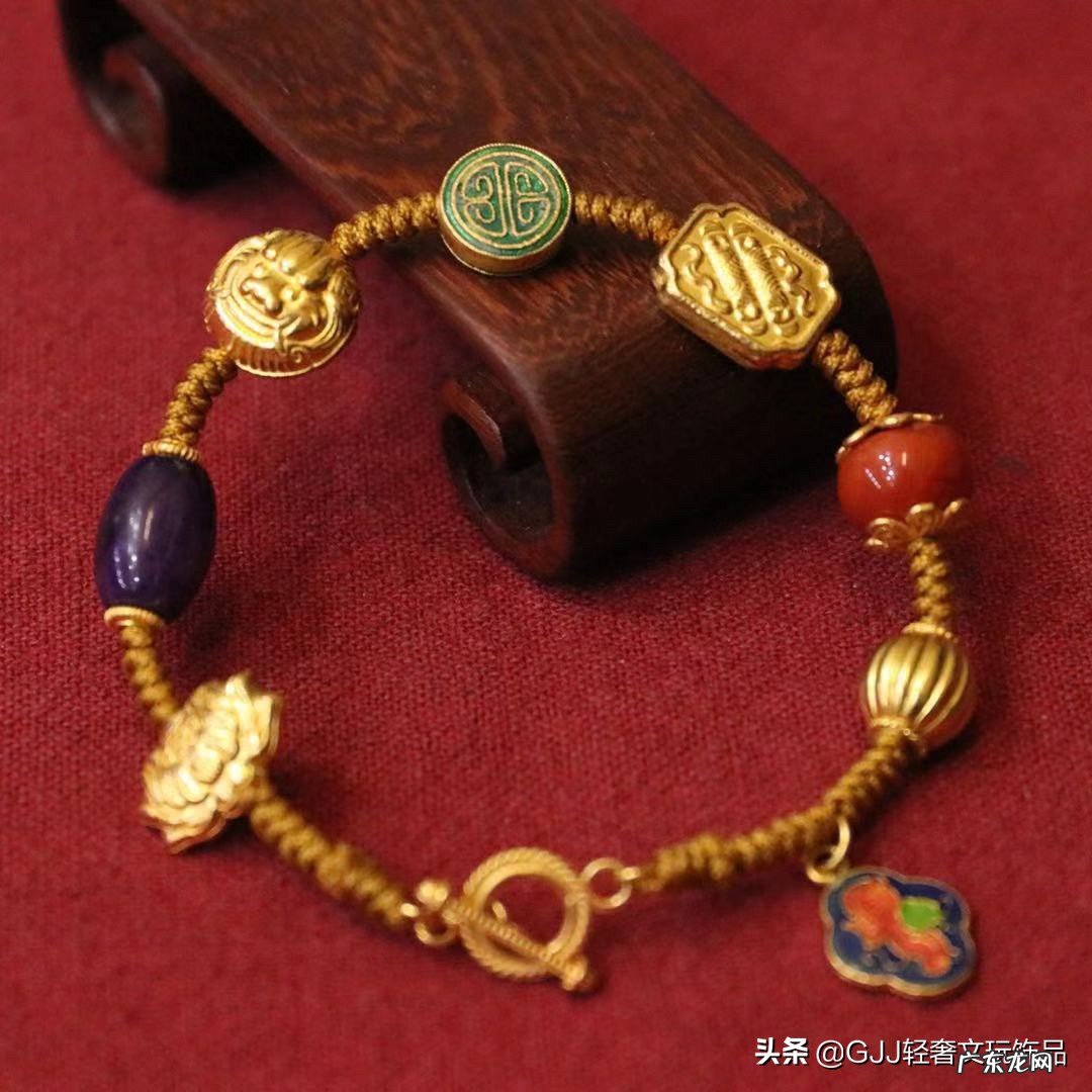 女性带什么手串好？