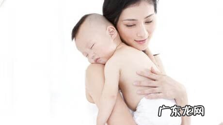 一个半月的宝宝能竖着抱吗 3个月的宝宝能竖着抱吗?