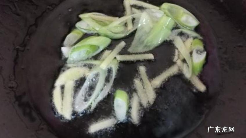 猪蹄筋怎么做好吃 酸辣蹄筋怎么做