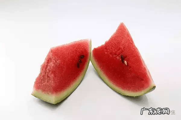 草莓煮熟是热性还是凉性 草莓是热性还是凉性的水果