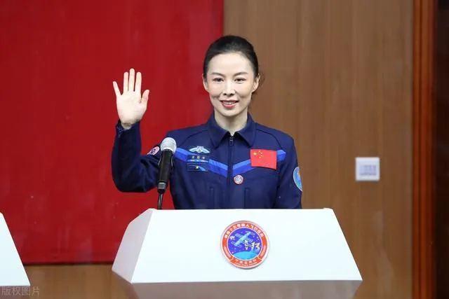 在封闭的空间呆1天都受不了,王亚平要在太空半年,忍受得了吗?