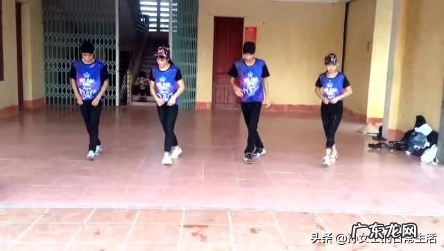 中老年人适合练鬼步舞吗？