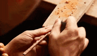 木头桌子腿断了怎么办 桌子断了什么含义