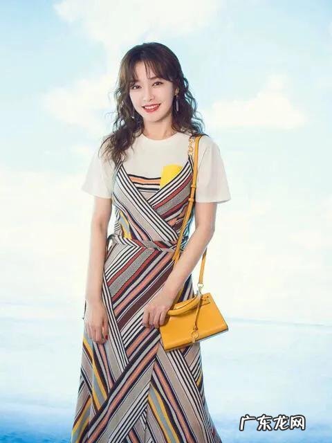 女生裙子应该怎么搭配?